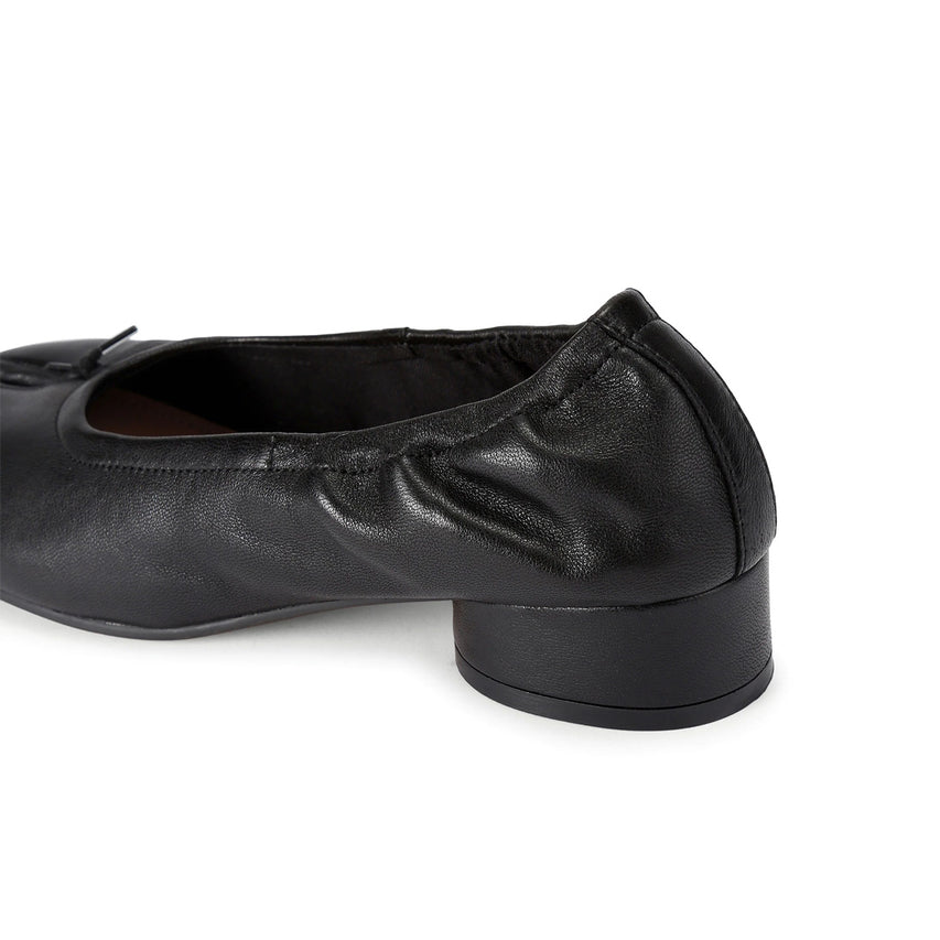 Cyra Flat Shoe BLACK LEATHER - view 5